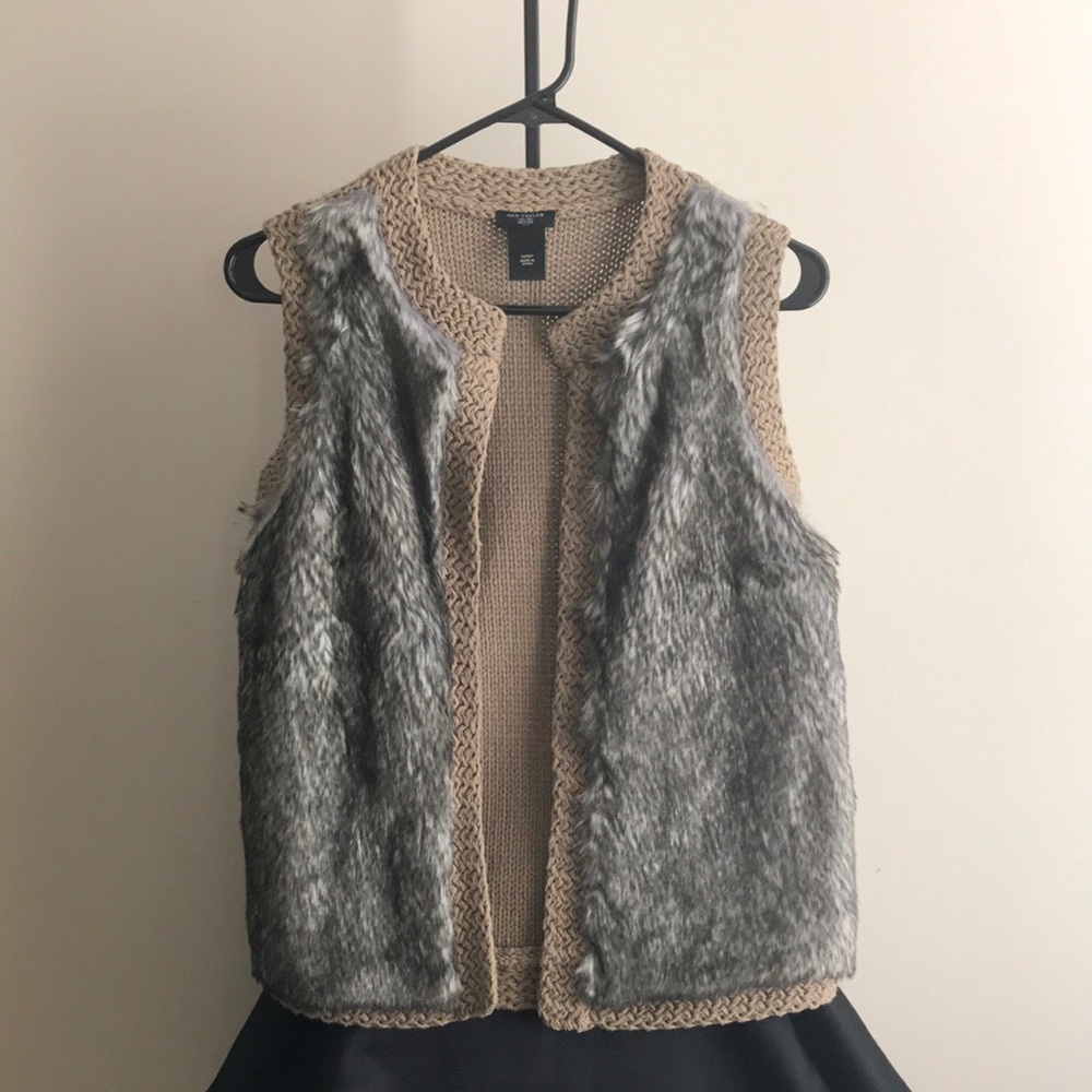 Ann Taylor Faux Fur Sweater Vest size XXSP